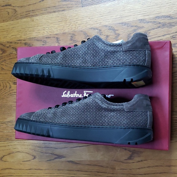 NIB Salvatore Ferragamo Grey Cube Sneaker Men's Size 7 - Picture 5 of 12